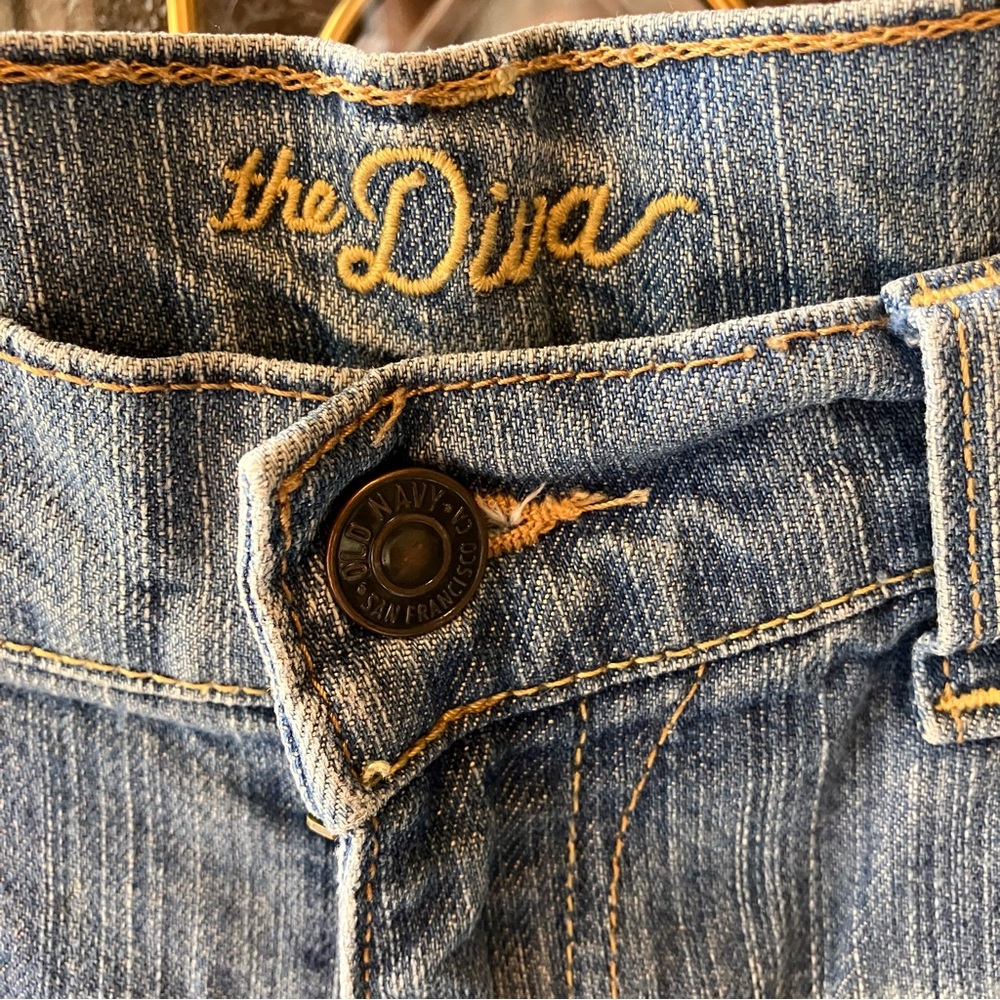 Old Navy The Diva Blue Low Rise Distressed Skinny Jeans size 4 - Picture 2 of 16